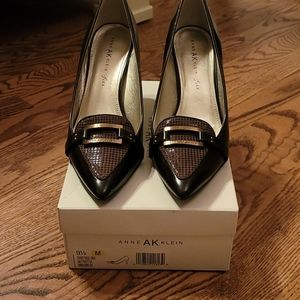 Anne Klein shoe